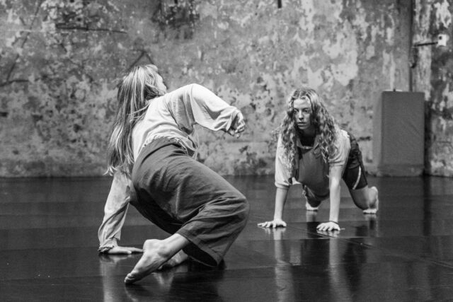 Astrid Und Sarah Foto Pietrojorge 1271